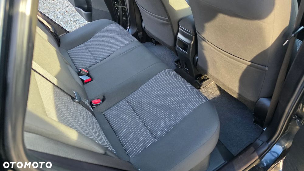 Toyota Auris - 22