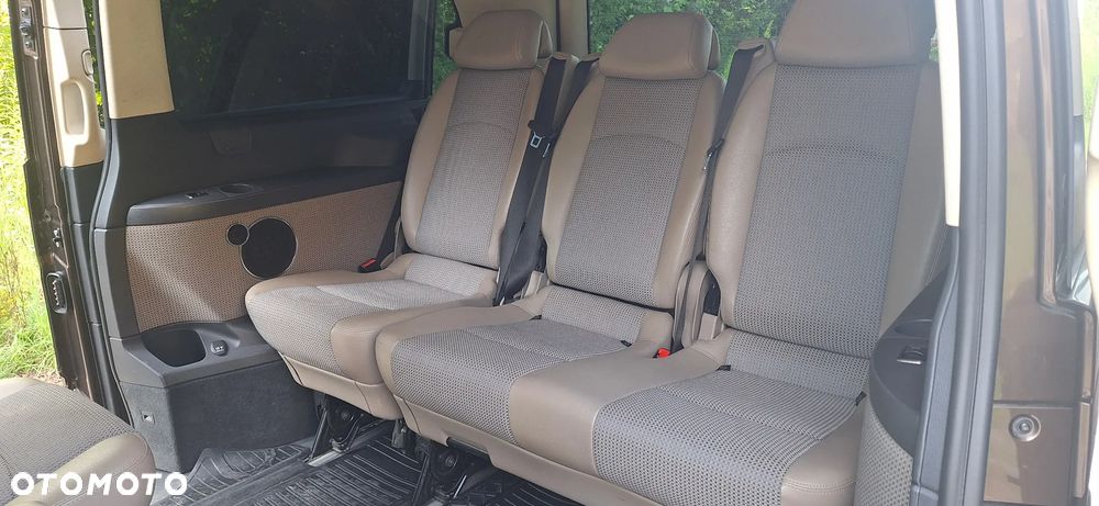 Mercedes-Benz Viano - 22