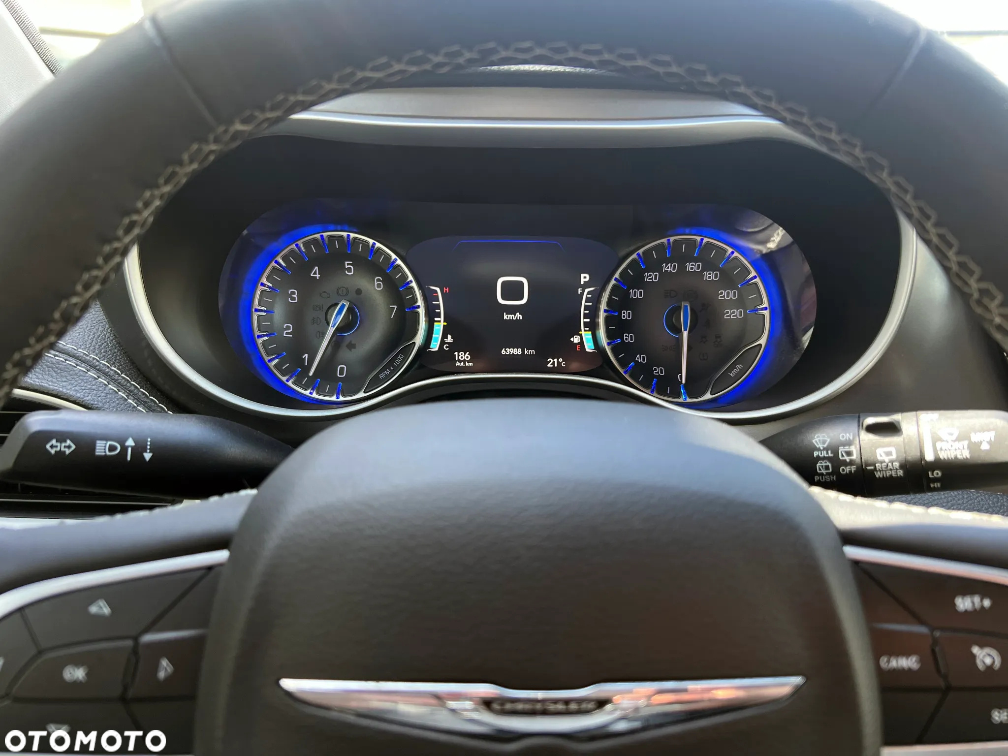 Chrysler Pacifica - 23