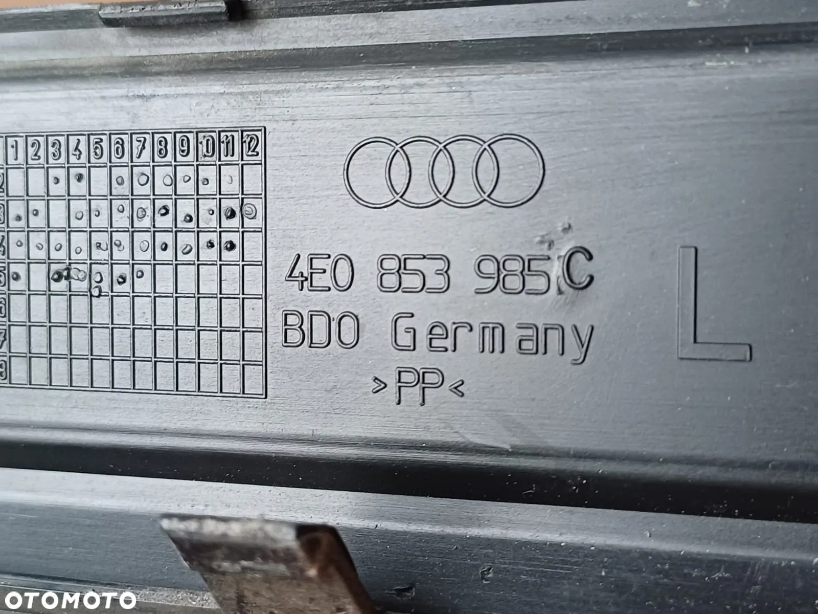 AUDI A8 D3 Listwa nakładka progowa 4E0853985C - 4