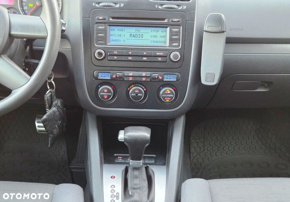 Volkswagen Golf 2004
