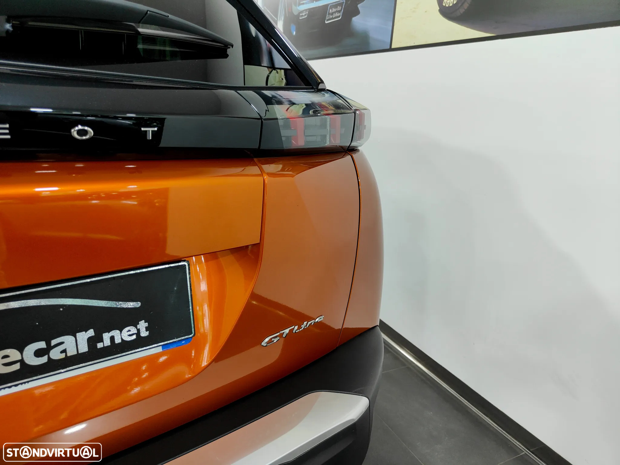 Peugeot 2008 1.2 PureTech GT Line EAT6 - 22