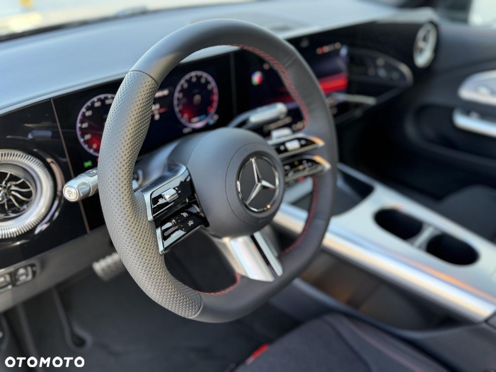Mercedes-Benz CLA 200 mHEV 8G-DCT - 13