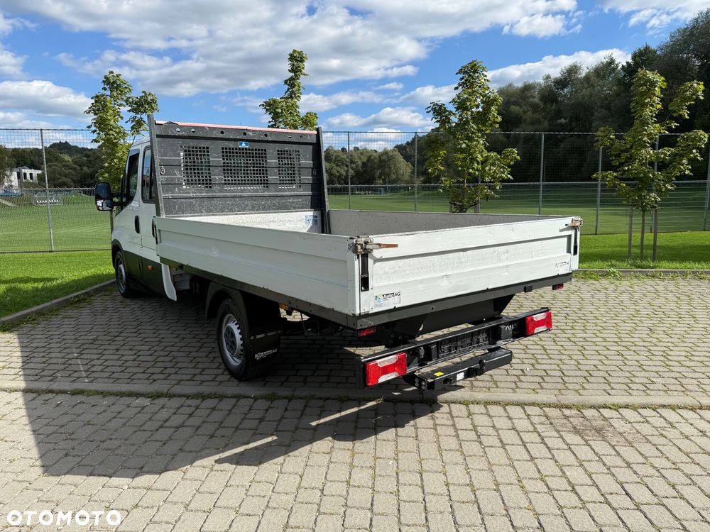 Iveco 35S16 Brygadówka Doca 7 Osobowa Skrzynia Klima Igła - 9