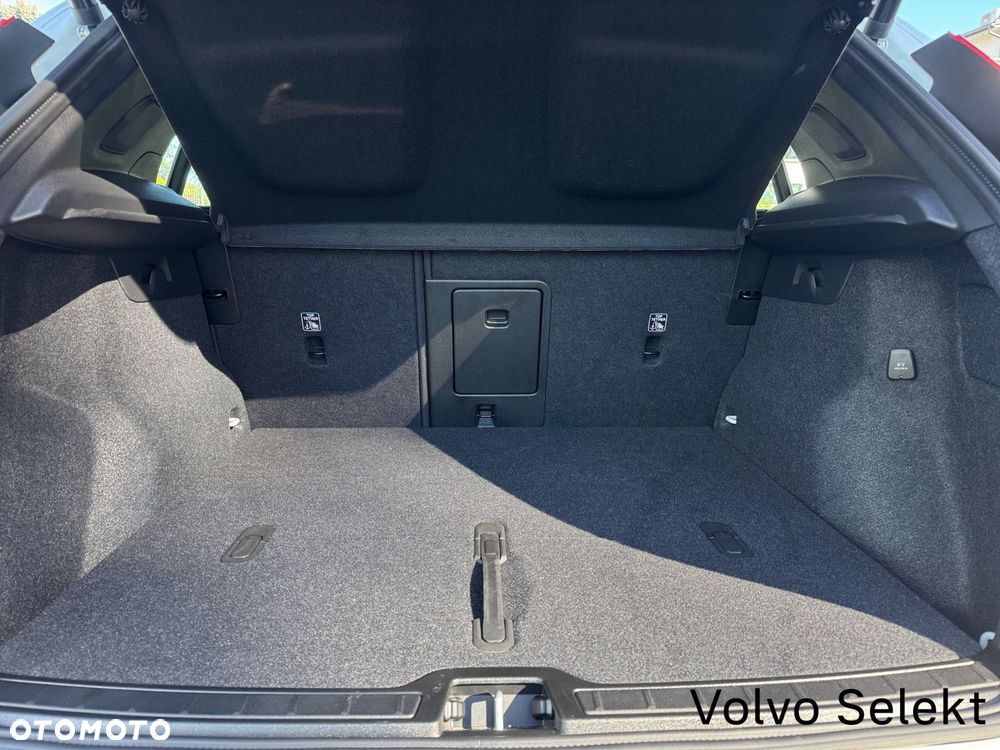 Volvo XC 40 - 28