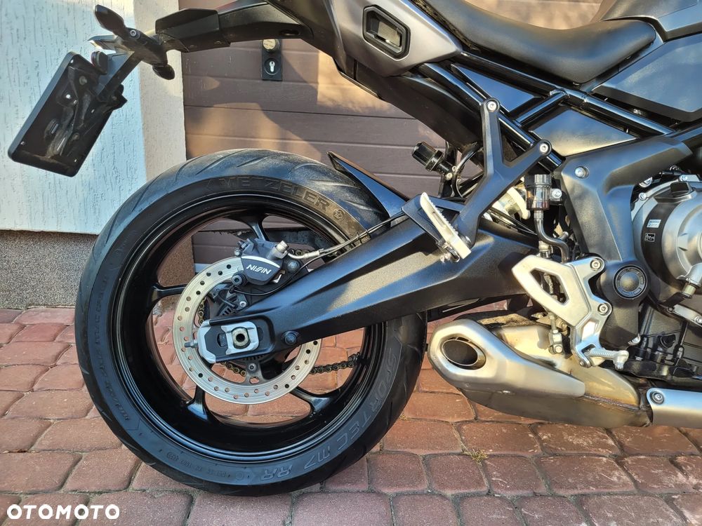 Triumph Tiger - 8