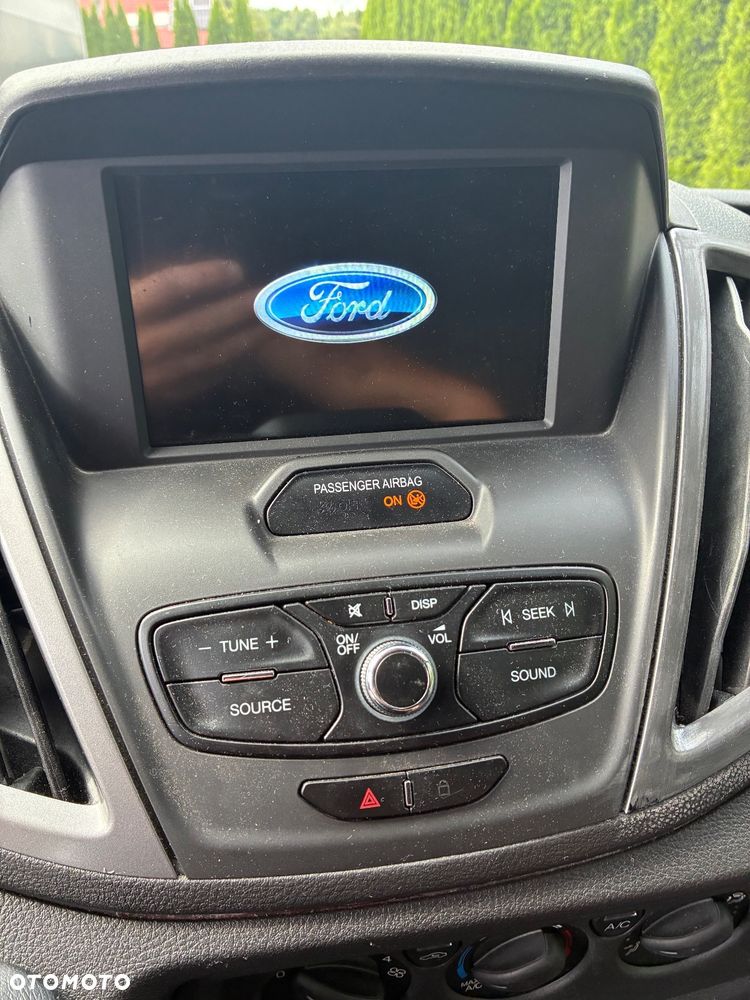 Ford Transit - 11