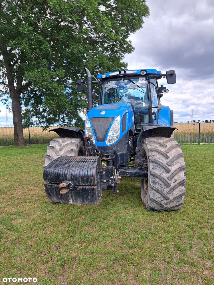 New Holland T7.220 - 5