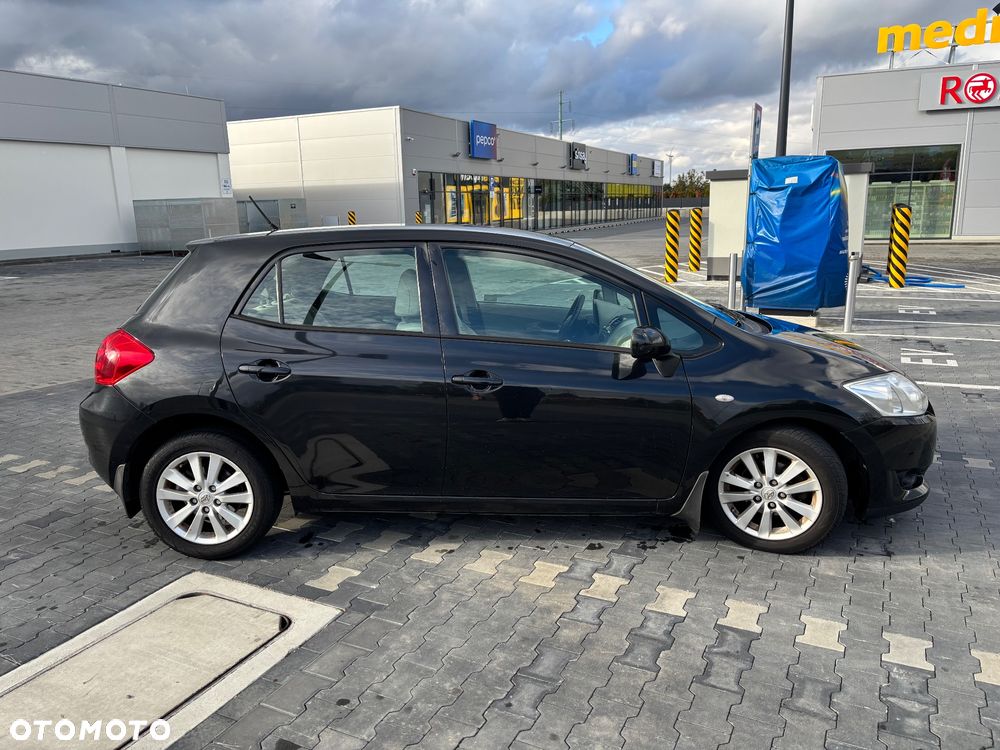 Toyota Auris - 4