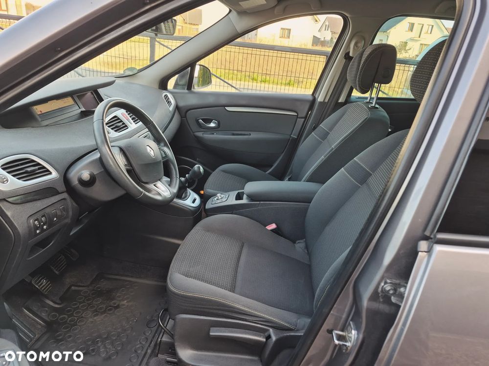 Renault Scenic TCe 130 Dynamique - 9