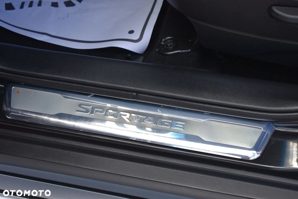 Kia Sportage 2,0 CRDI AWD Dream-Team Edition - 25