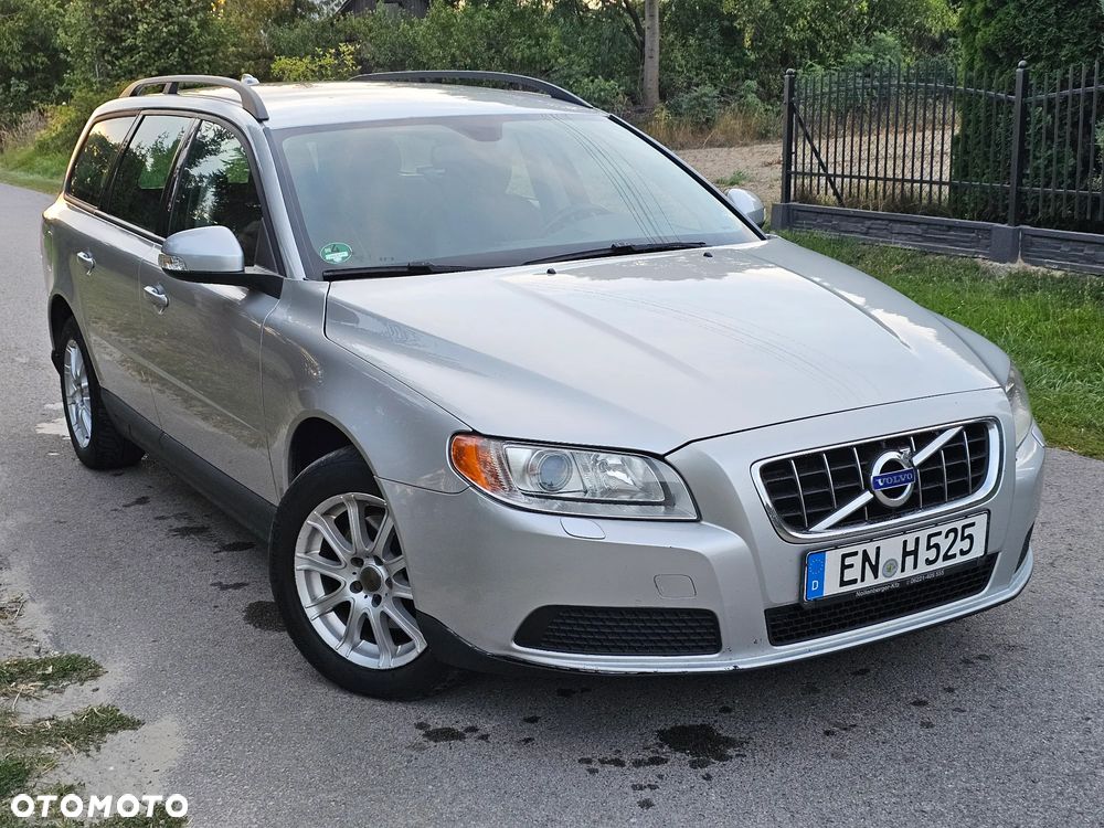 Volvo V70 2.0 - 22