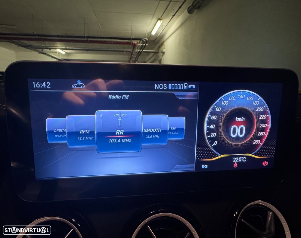 Mercedes-Benz CLA 180 d Shooting Brake AMG Line Aut. - 16