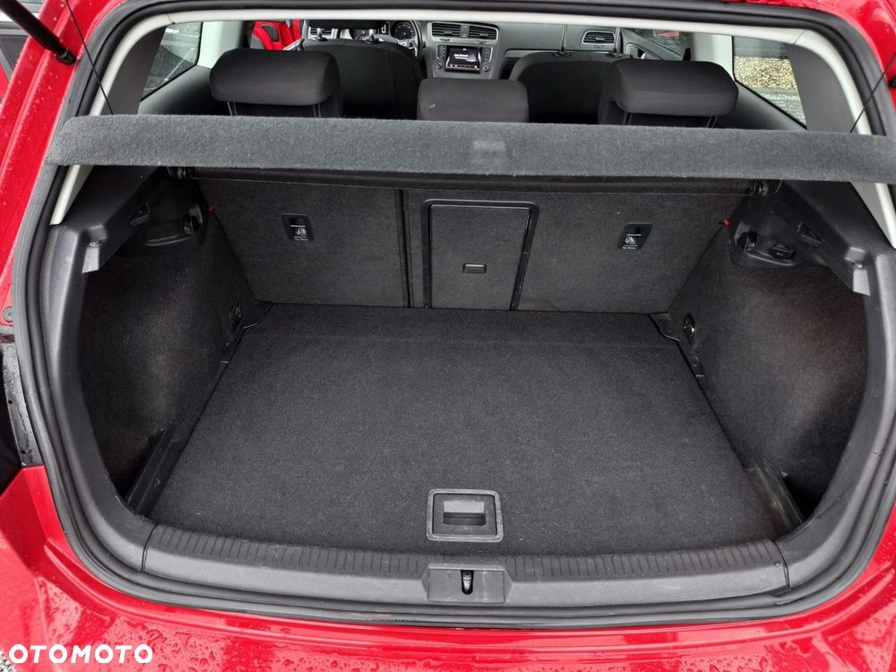 Volkswagen Golf - 17