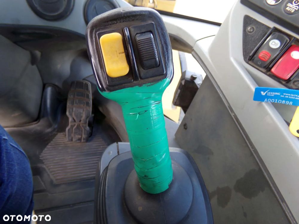 Caterpillar 930K - 18