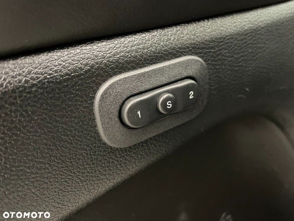 Jeep Grand Cherokee - 18