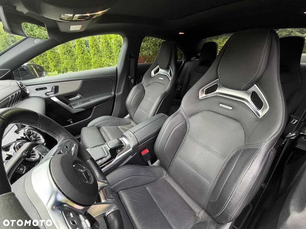 Mercedes-Benz CLA AMG 45 S 4-Matic+ 8G-DCT - 14
