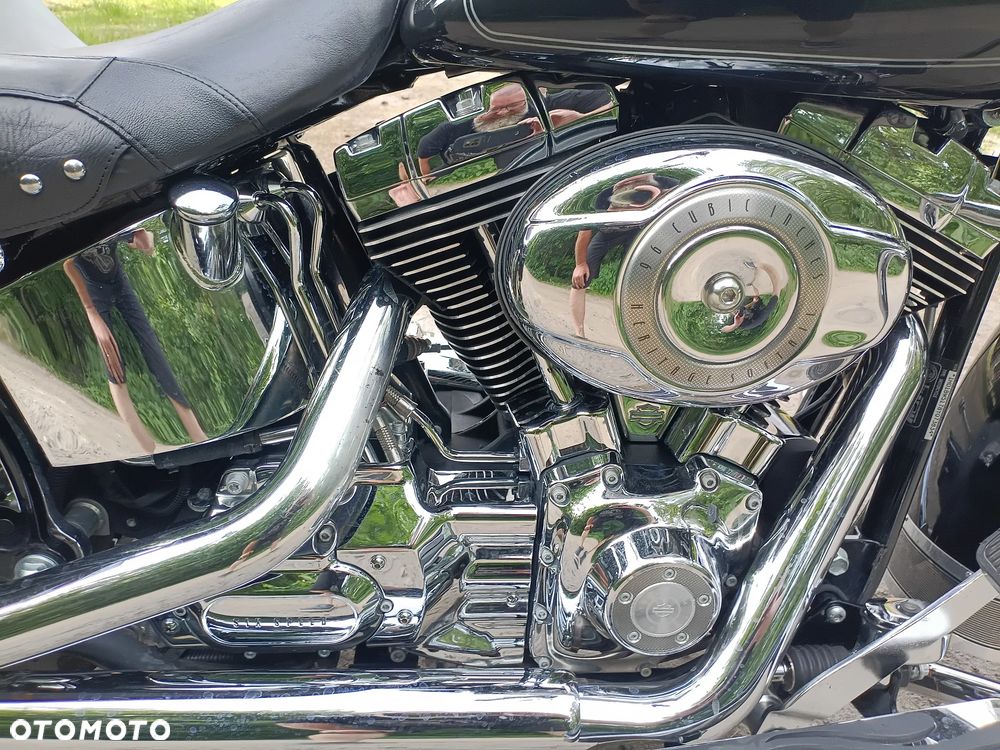 Harley-Davidson Softail Heritage Classic - 16