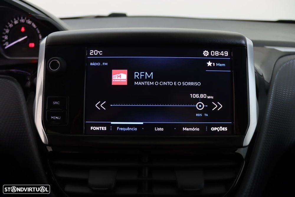 Peugeot 208 1.2 PureTech Style - 24