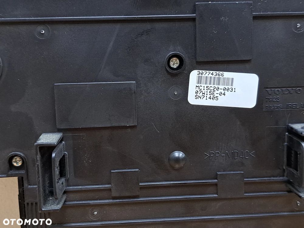 PANEL NAWIEWU PANEL KLIMATYZACIJ VOLVO S80 II V70 III XC70 II 30774366 - 5