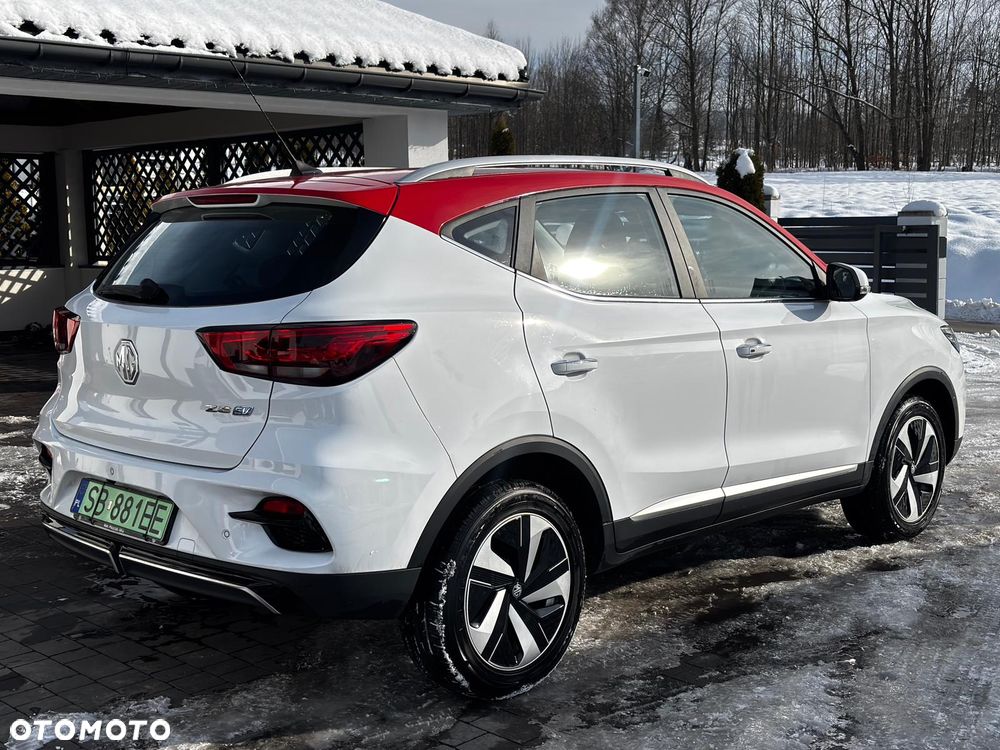 MG ZS Standard Luxury - 5