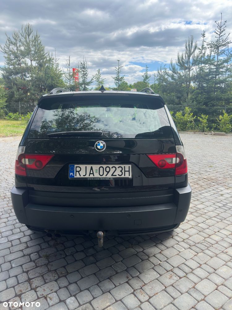 BMW X3 2.5i - 6