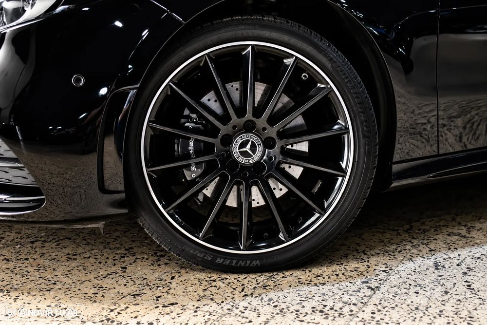 Mercedes-Benz A 250 e 8G-DCT AMG Line - 10