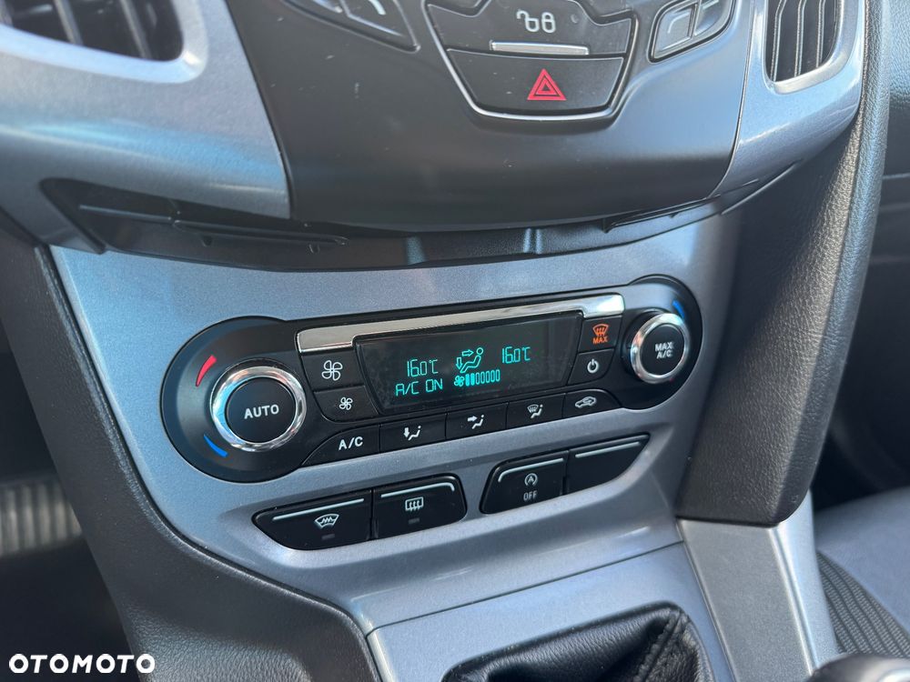 Ford Focus 1.0 EcoBoost STart-Stopp-System TITANIUM - 13