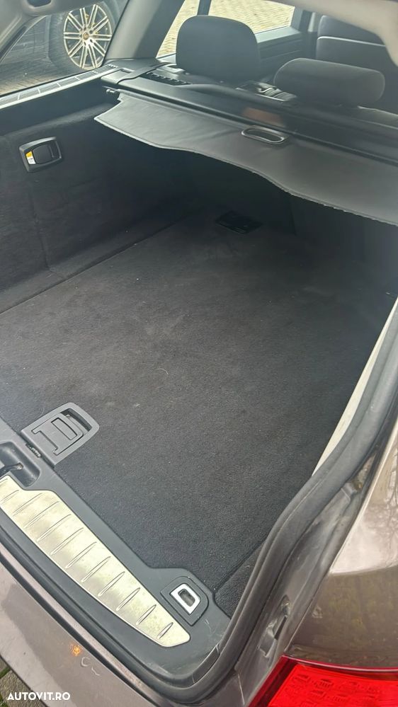 BMW Seria 5 520d Touring Luxury Line - 25