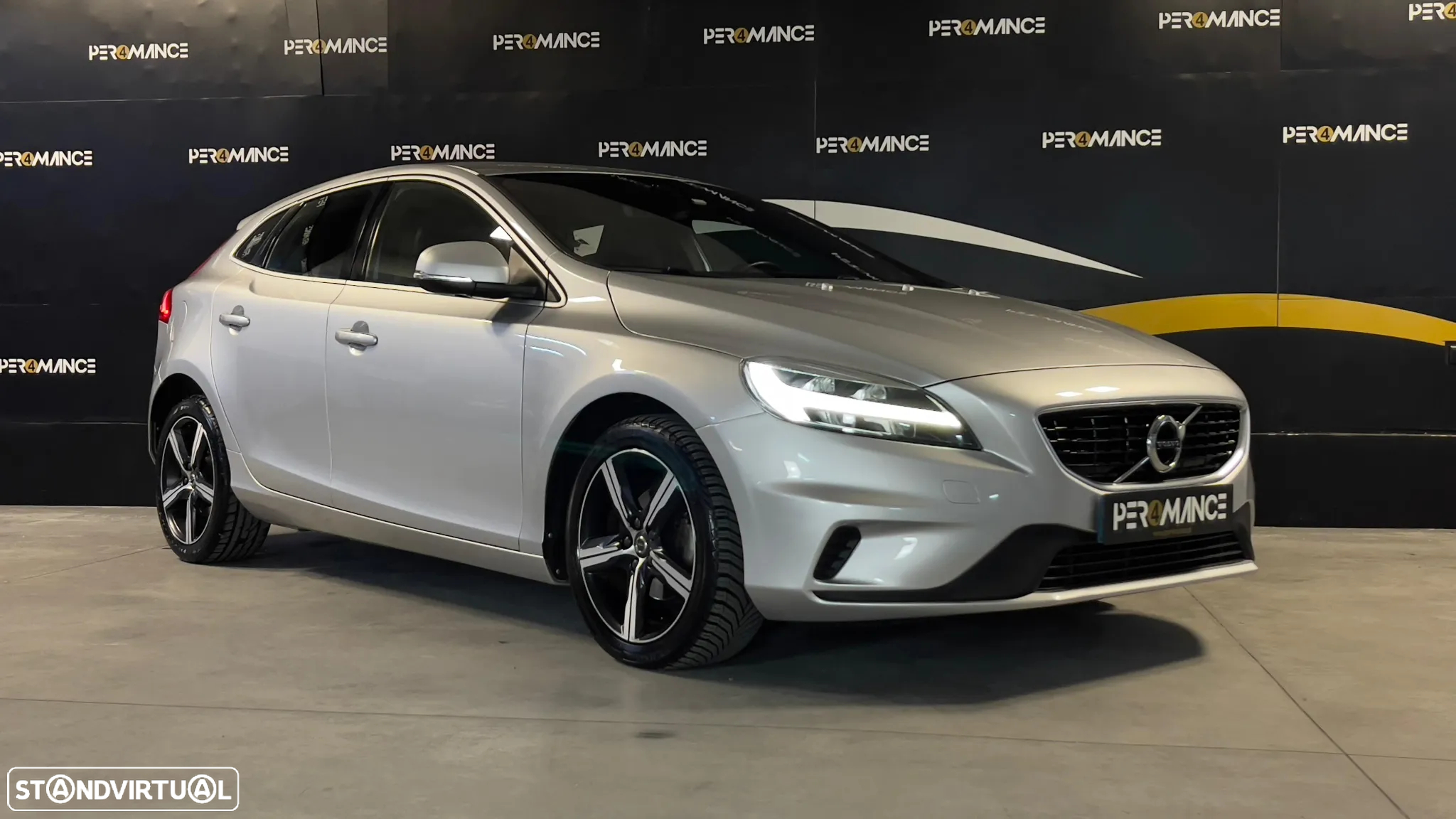 Volvo V40 2.0 D2 R-Design - 2