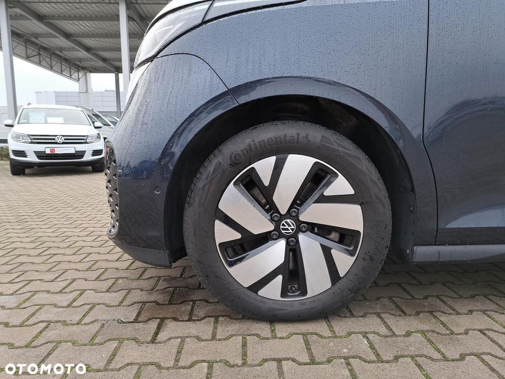 Volkswagen ID. Buzz 150 kW (204 PS) / skrzynia biegów: automatyczna 1 biegowa rozstaw osi: 2988 mm - 24