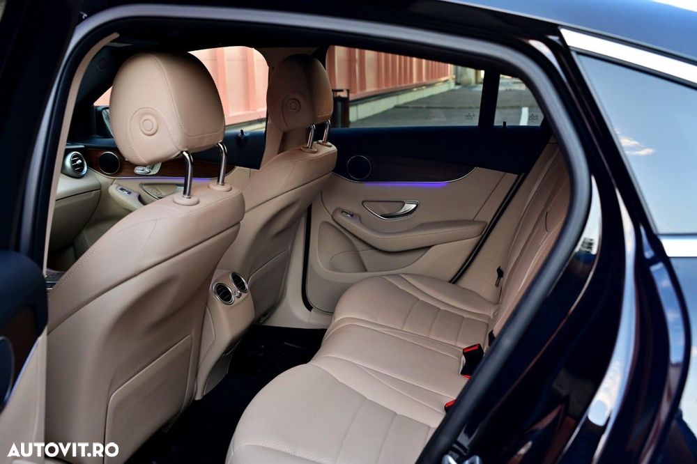 Mercedes-Benz GLC Coupe 300 4MATIC - 17