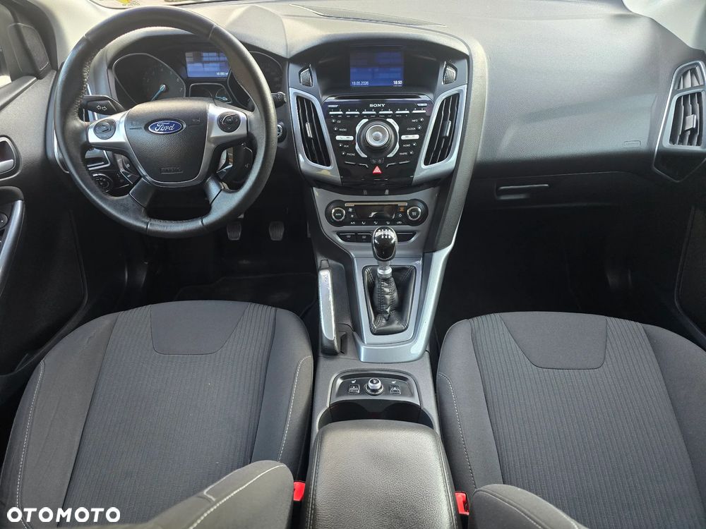 Ford Focus 1.6 EcoBoost Start-Stopp-System Titanium - 32