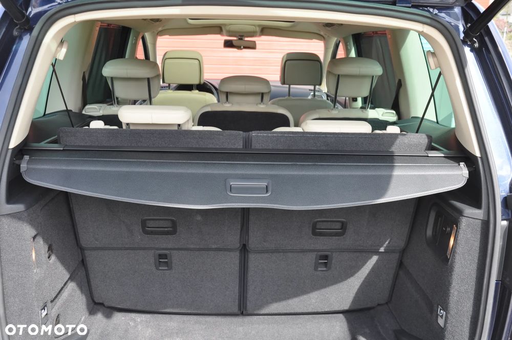 Volkswagen Sharan 2.0 TDI Blue Motion Highline - 29