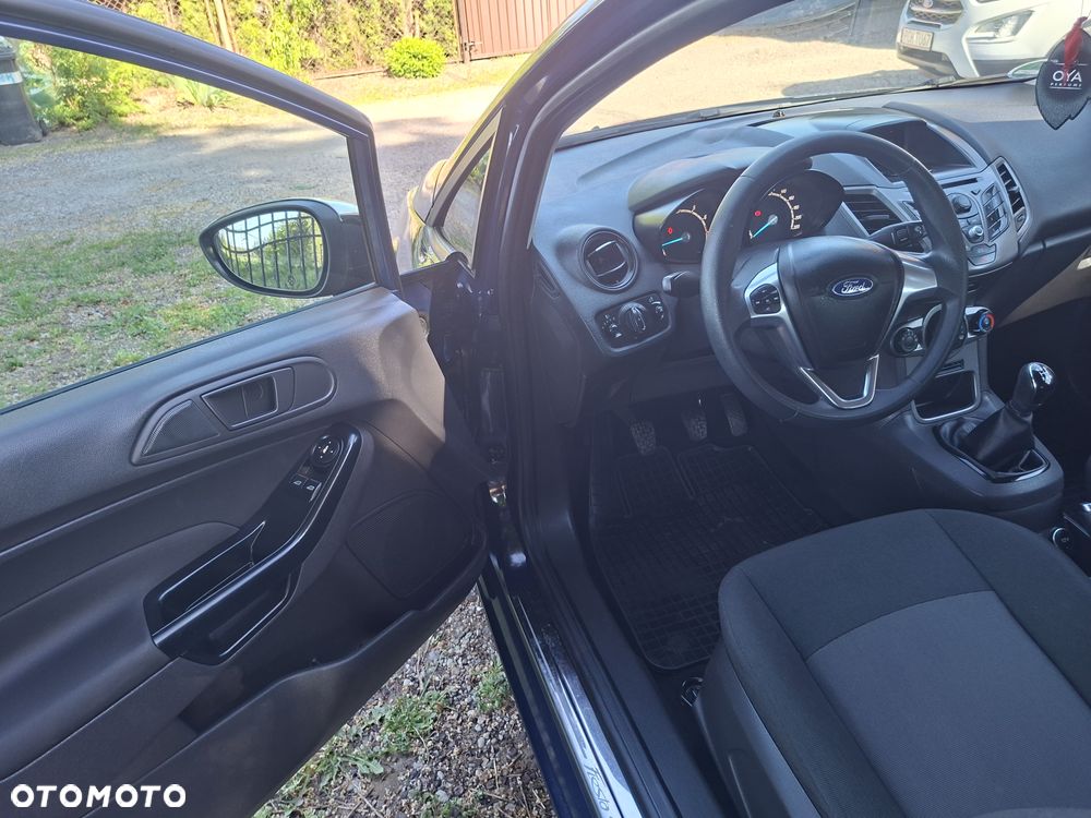 Ford Fiesta 1.25 Celebration - 13