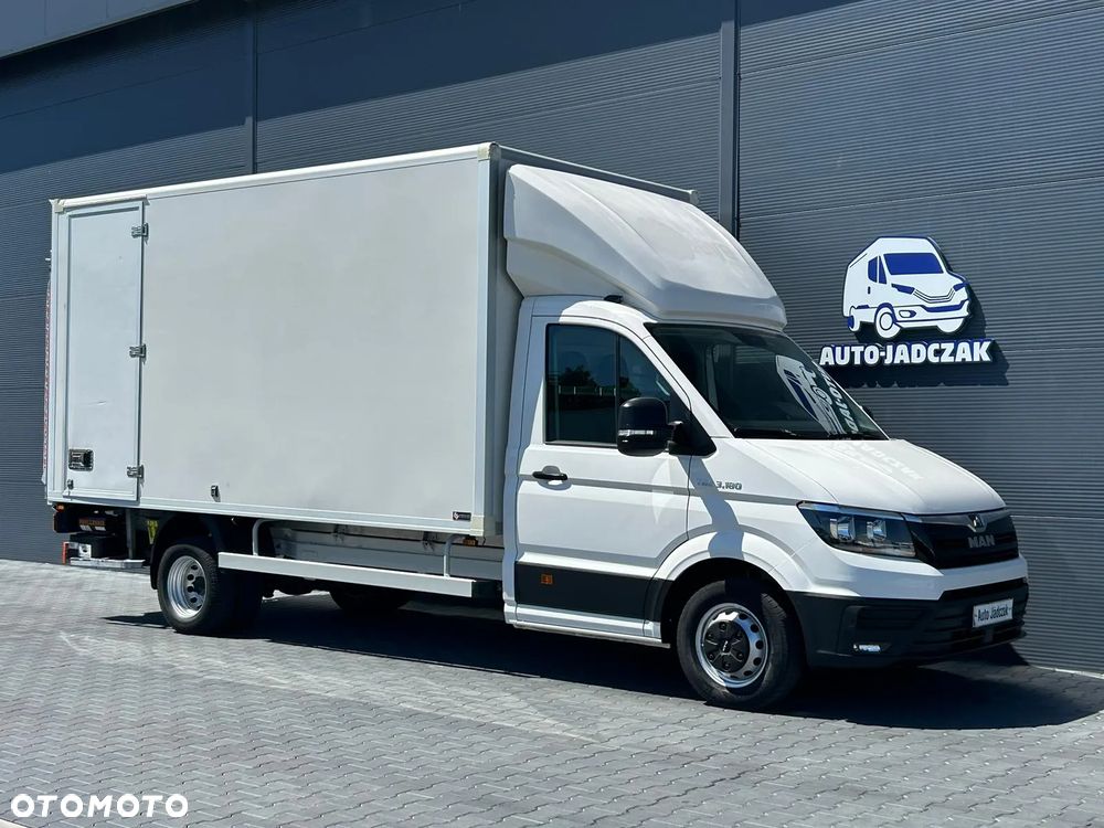 MAN TGE Crafter 3.180 Kontener 9 palet + winda 750kg + drzwi boczne **NA BLIŹNIAKACH**Klima**Kamera**Navi**2019R** - 8