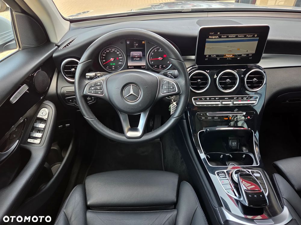 Mercedes-Benz GLC 250 4Matic 9G-TRONIC - 21