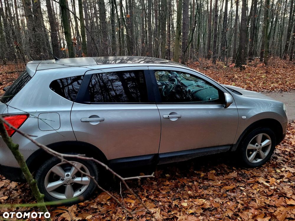 Nissan Qashqai 2.0 dCi DPF tekna - 4