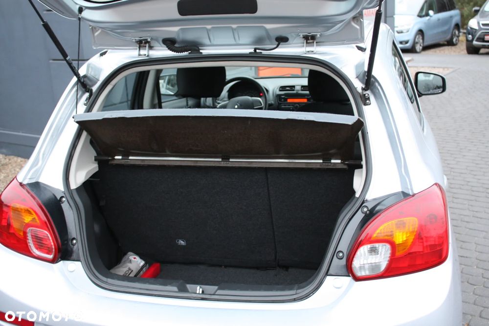 Mitsubishi Space Star 2016