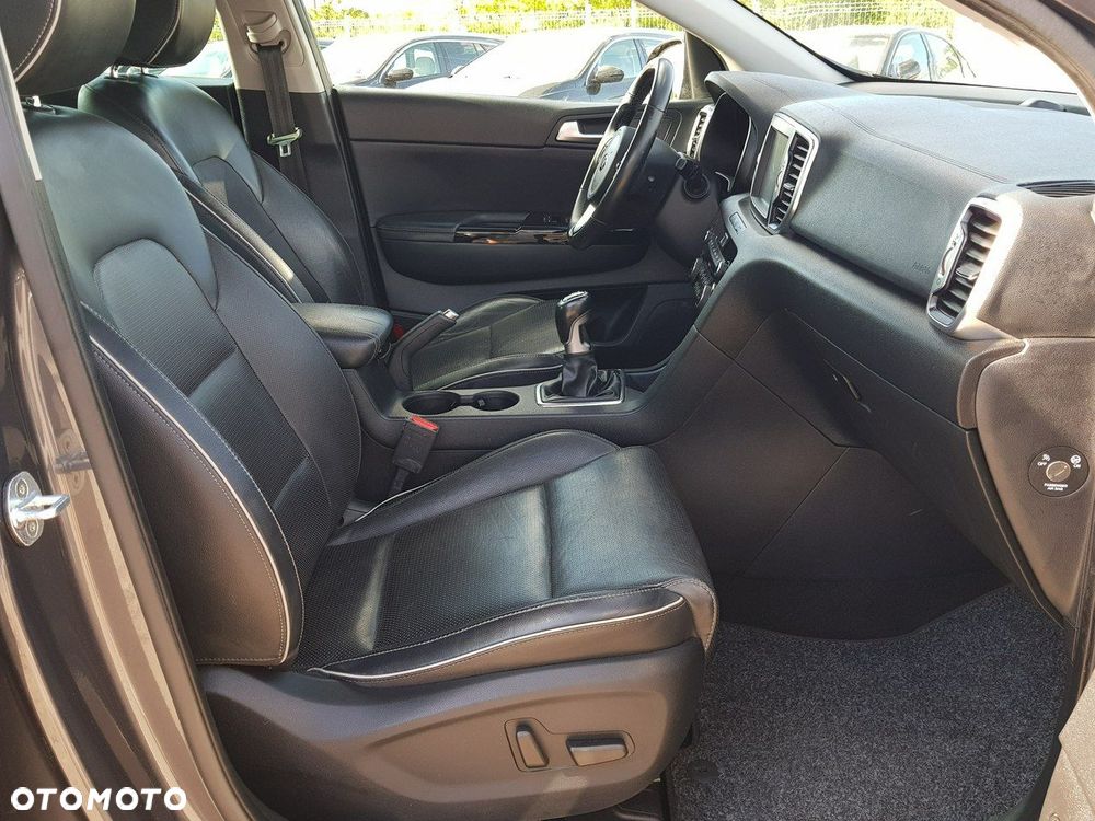 Kia Sportage 1.7 CRDI 2WD Vision - 17