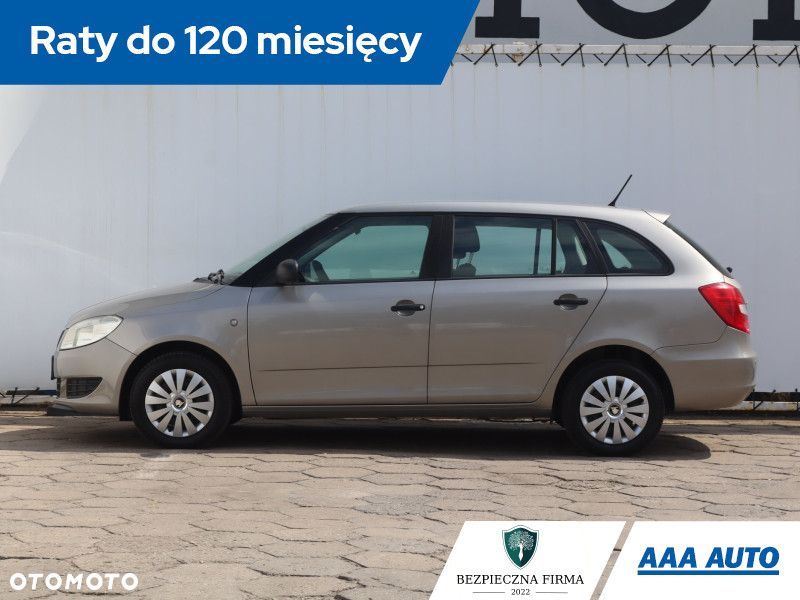 Skoda Fabia - 4