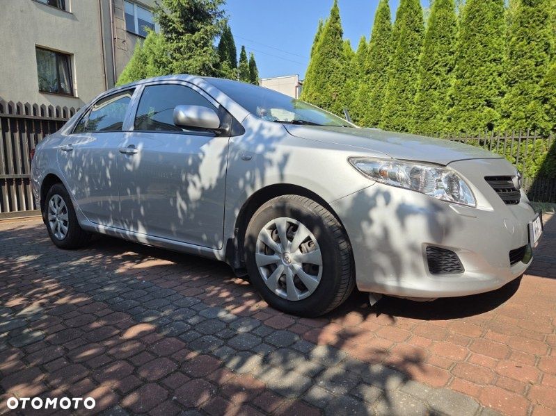 Toyota Corolla - 8