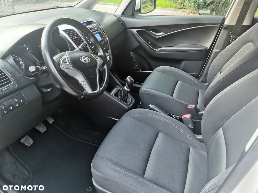 Hyundai ix20 1.4 blue Style - 15
