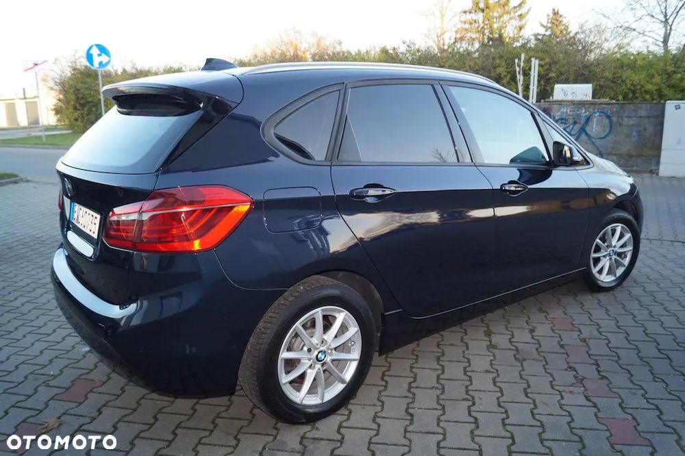 BMW Seria 2 218i Advantage - 12