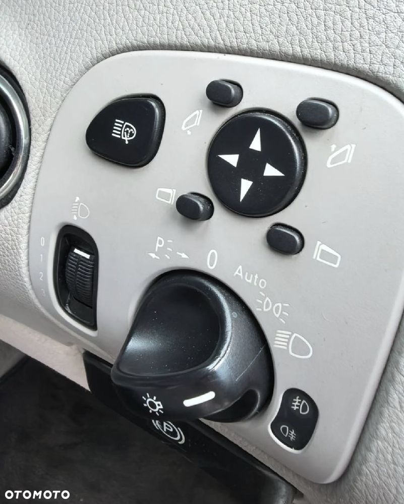 Mercedes-Benz CLK 200 Kompressor Automatik Avantgarde - 8