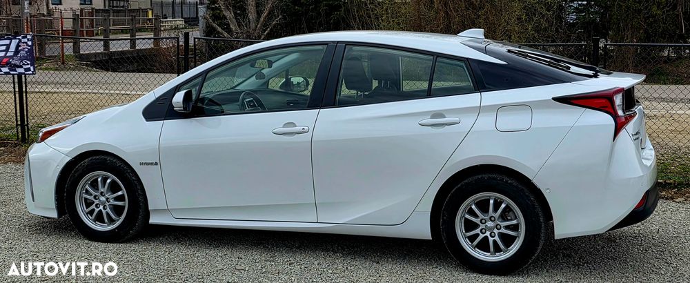 Toyota Prius Hybrid Executive - 10