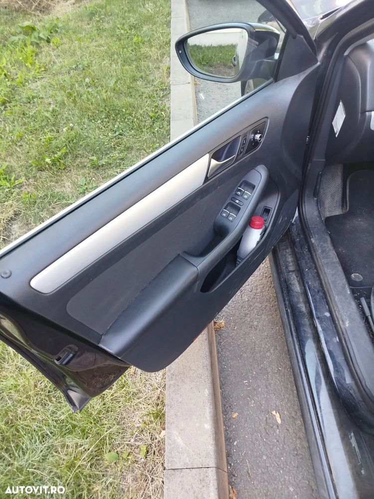 Volkswagen Jetta 1.4 DSG Highline - 15