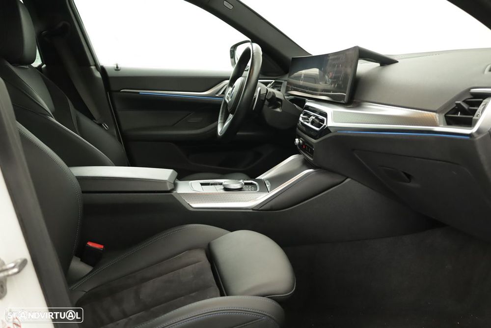 BMW 420 Gran Coupé i Pack Desportivo M Auto - 21