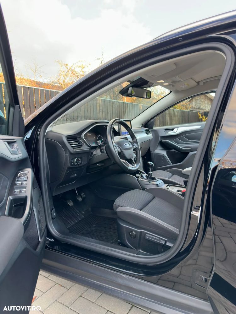 Ford Focus 1.5 EcoBlue Start-Stopp-System TITANIUM - 15