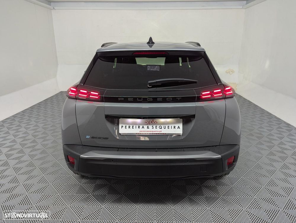 Peugeot e-2008 GT - 31